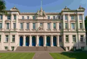 United Kingdom 6 Queen Mary University of London