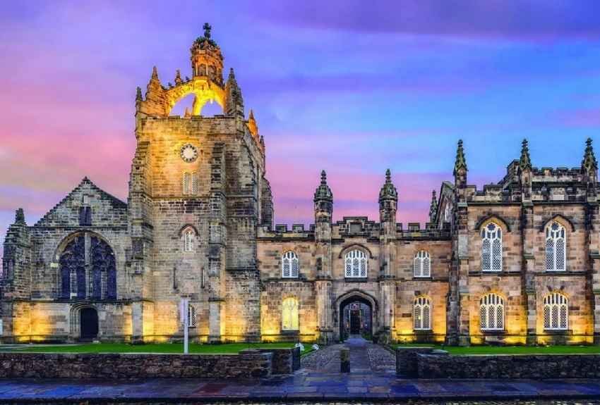 University of Aberdeen: Acceptance Rate, Rankings, Courses, Fees, Accommodation & Scholarships 1 University of Aberdeen Acceptance Rate